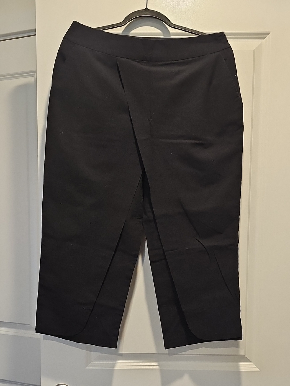 Vero Moda Split-front Ankle Pants